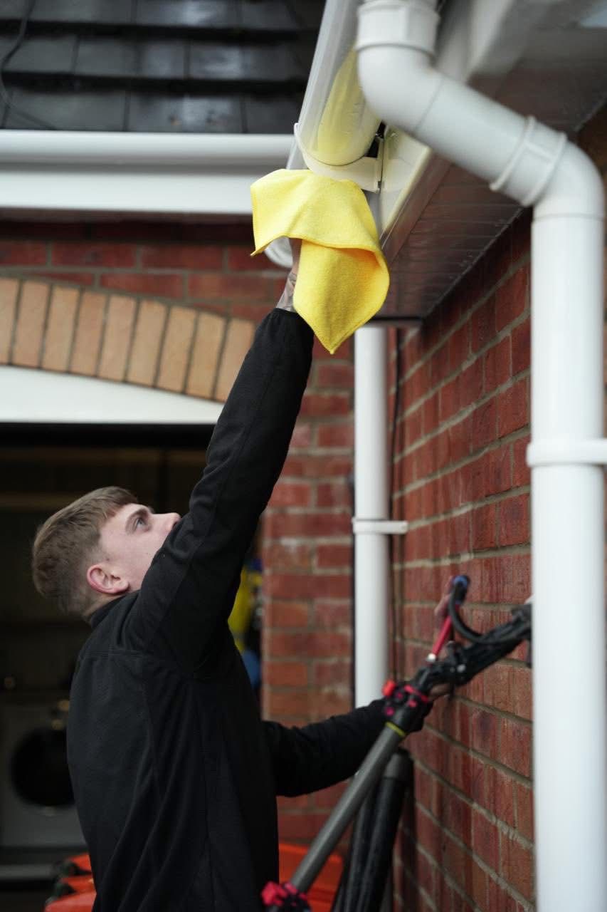 uPVC and window frame cleaning