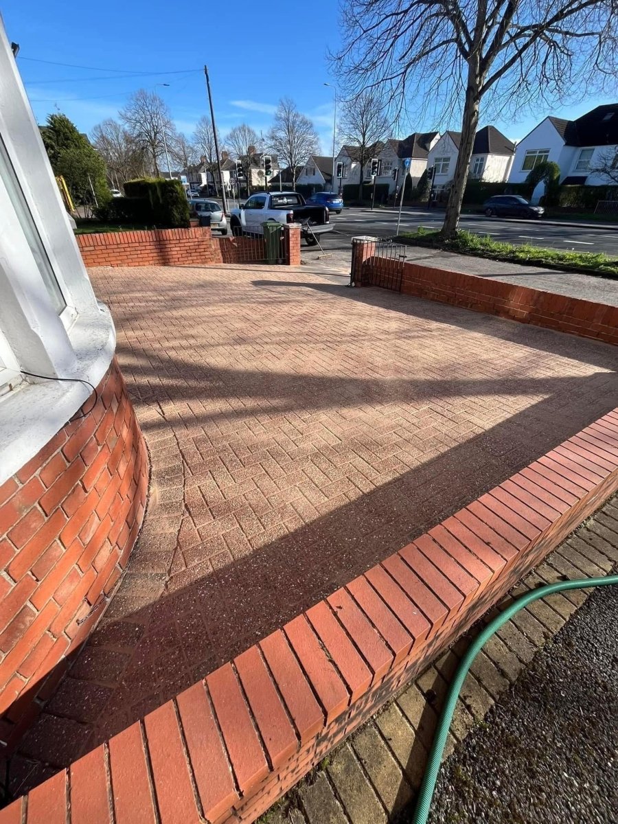 “Professional window cleaning service in Newport South Wales | {{product_title}} | {{store_name}}”