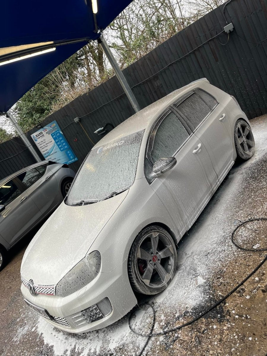 “Professional window cleaning service in Newport South Wales | {{product_title}} | {{store_name}}”